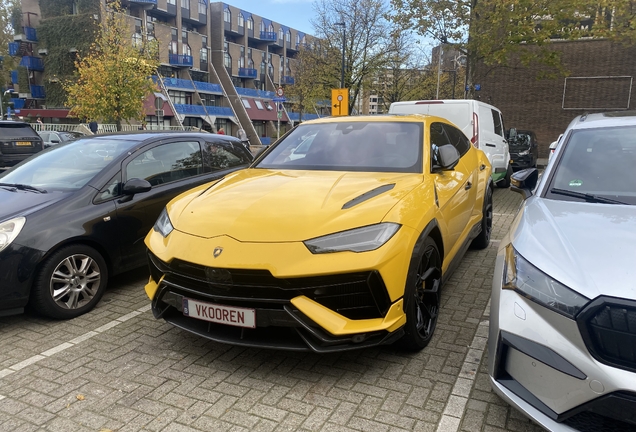 Lamborghini Urus Performante
