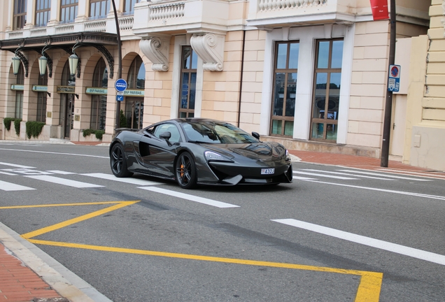 McLaren 570S