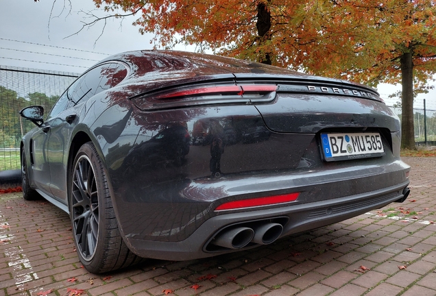 Porsche 971 Panamera Turbo MkI