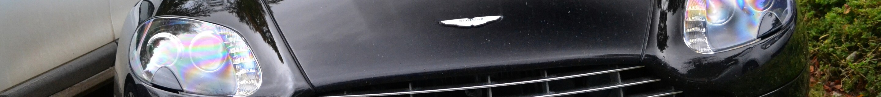 Aston Martin V8 Vantage Roadster