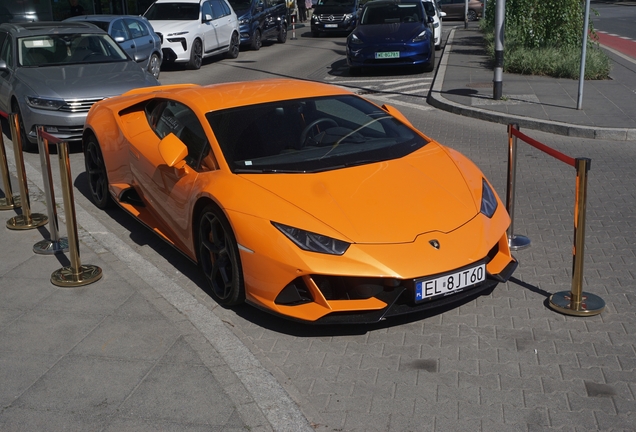 Lamborghini Huracán LP640-4 EVO