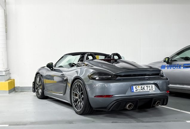 Porsche 718 Spyder RS Weissach Package