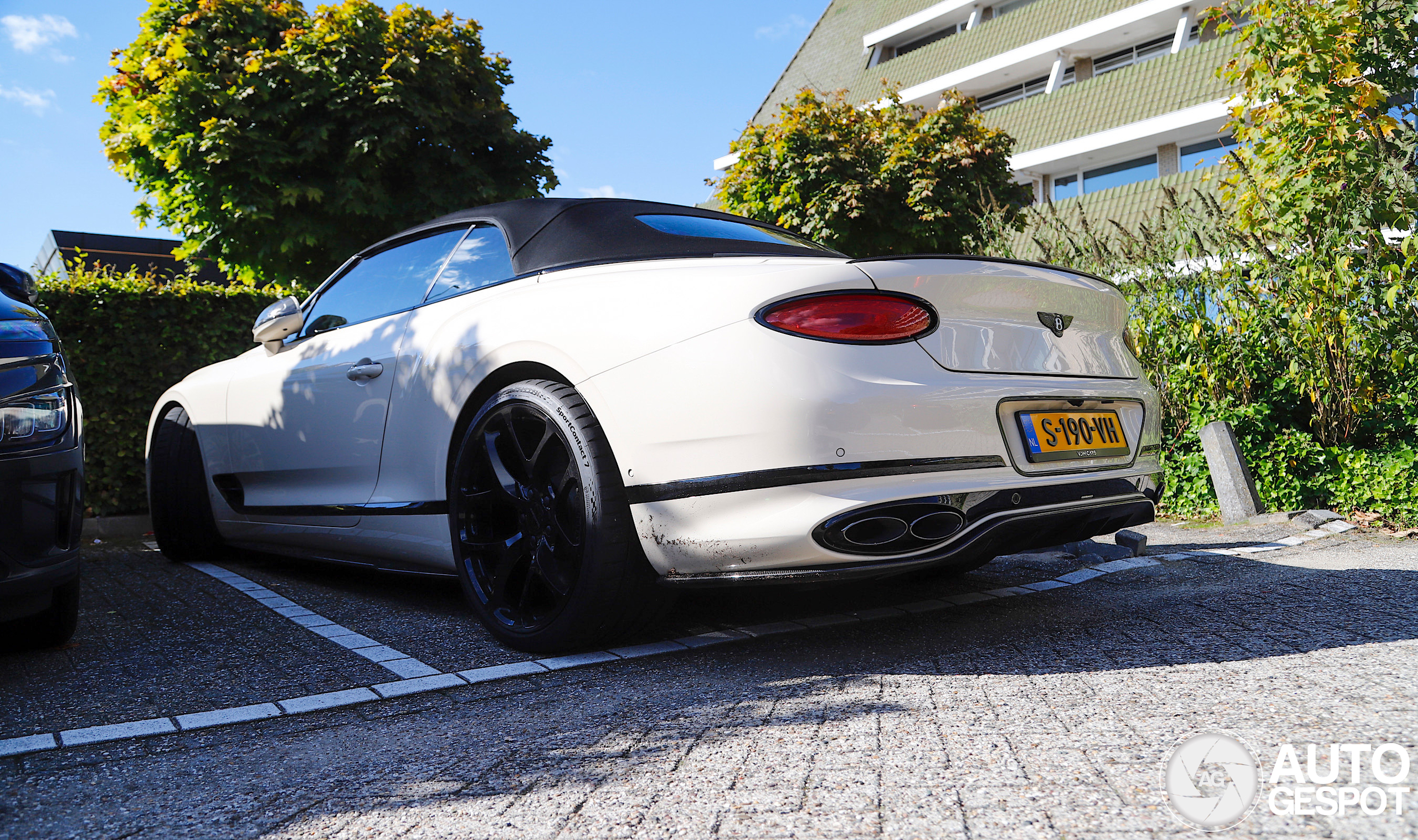 Bentley Continental GTC V8 2020 Mulliner