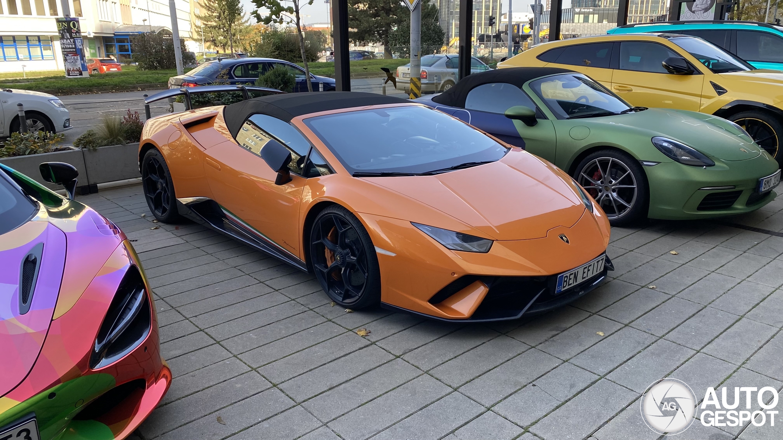 Huracán LP6404 Performante Spyder 18 October 2024