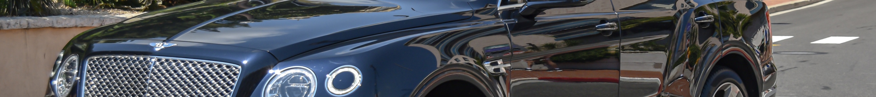 Bentley Bentayga V8