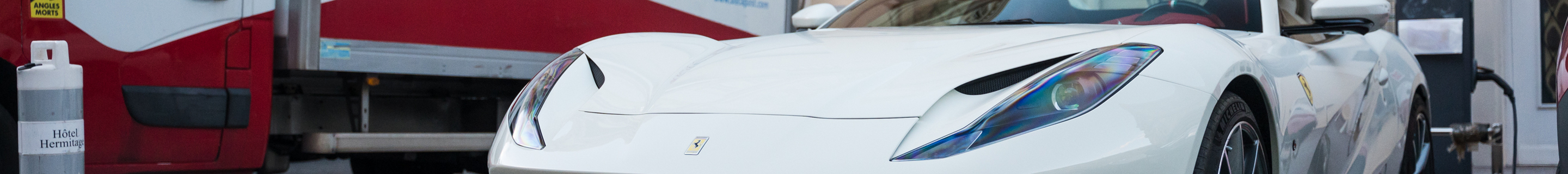 Ferrari 812 GTS