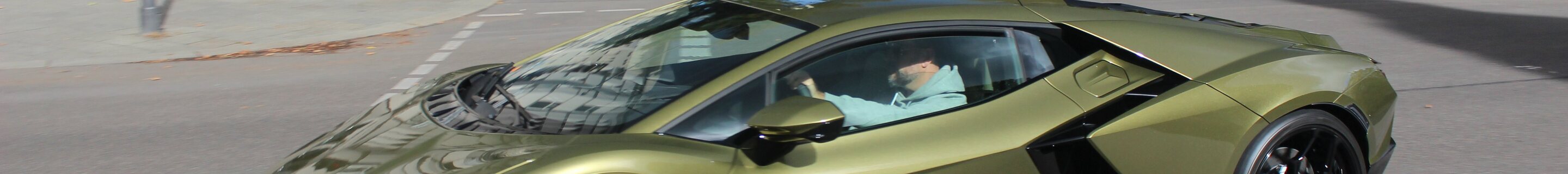 Lamborghini Revuelto