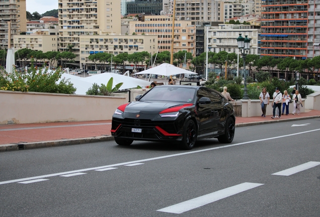 Lamborghini Urus Performante