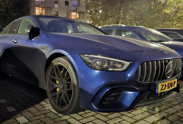 Mercedes-AMG GT 63 S X290