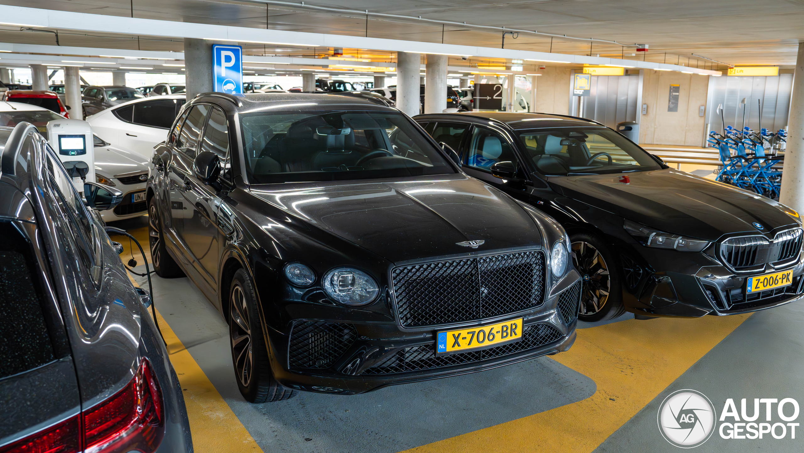 Bentley Bentayga Hybrid 2021 19 October 2024 Autogespot