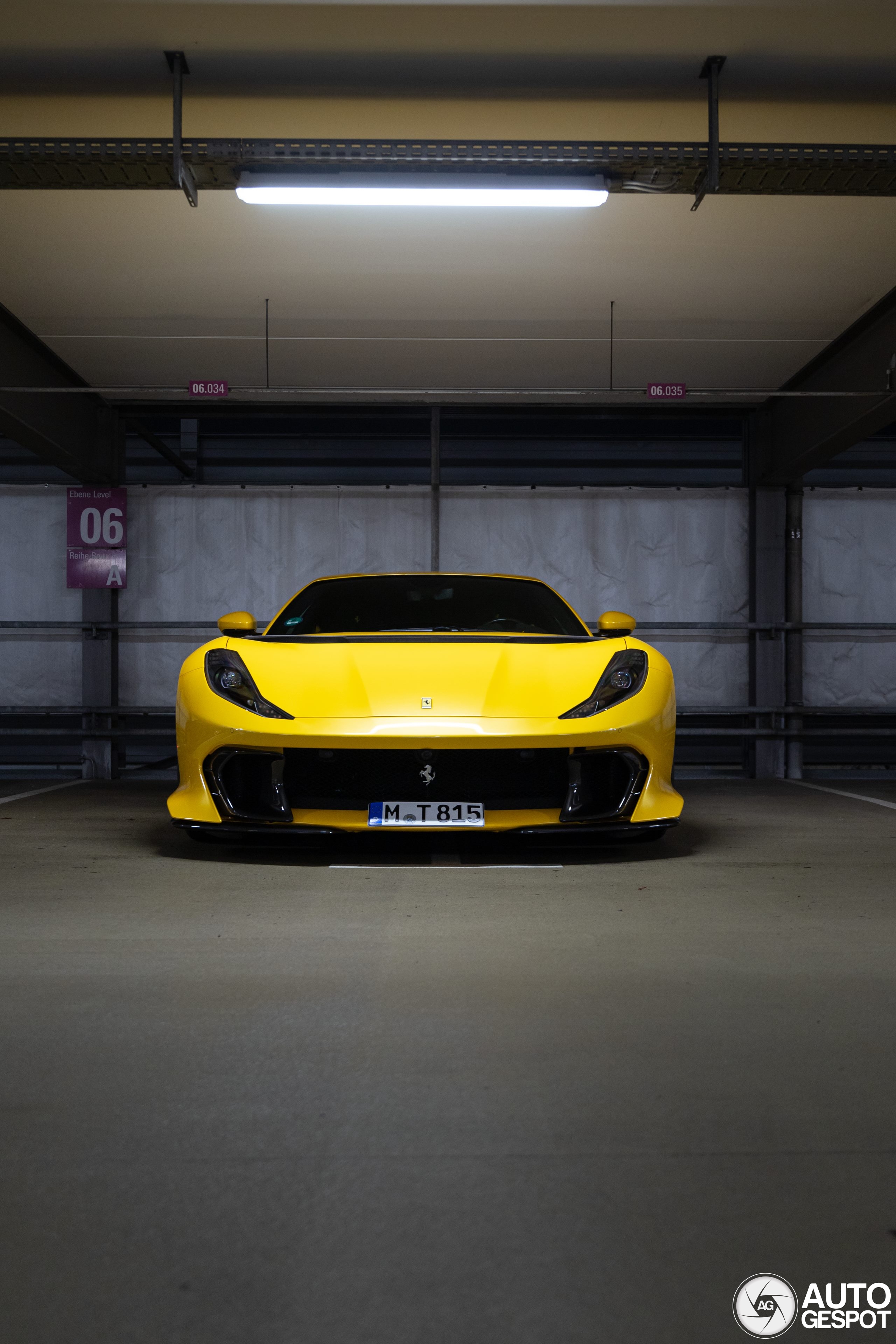 Ferrari 812 Competizione