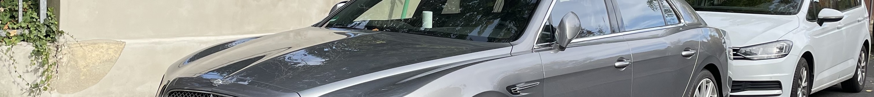 Bentley Flying Spur V8