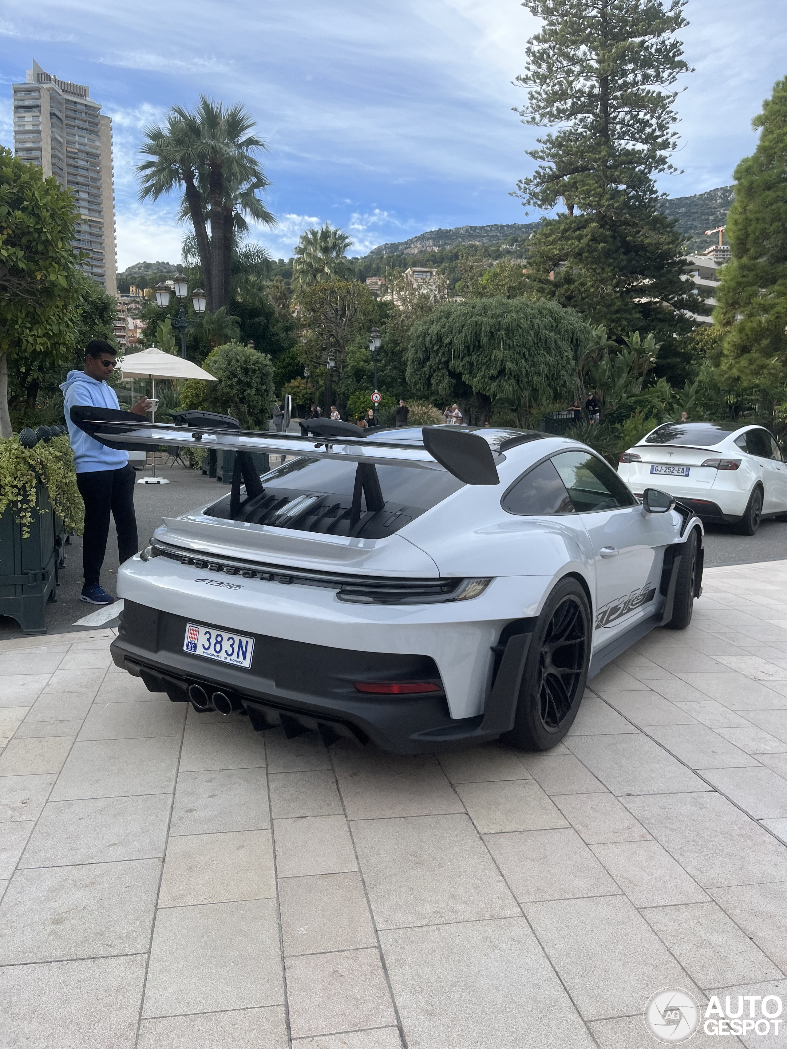 Porsche 992 GT3 RS Weissach Package