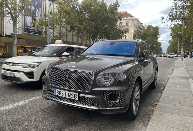 Bentley Bentayga V8 2021