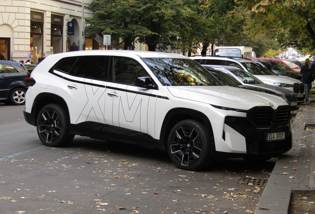 BMW XM G09