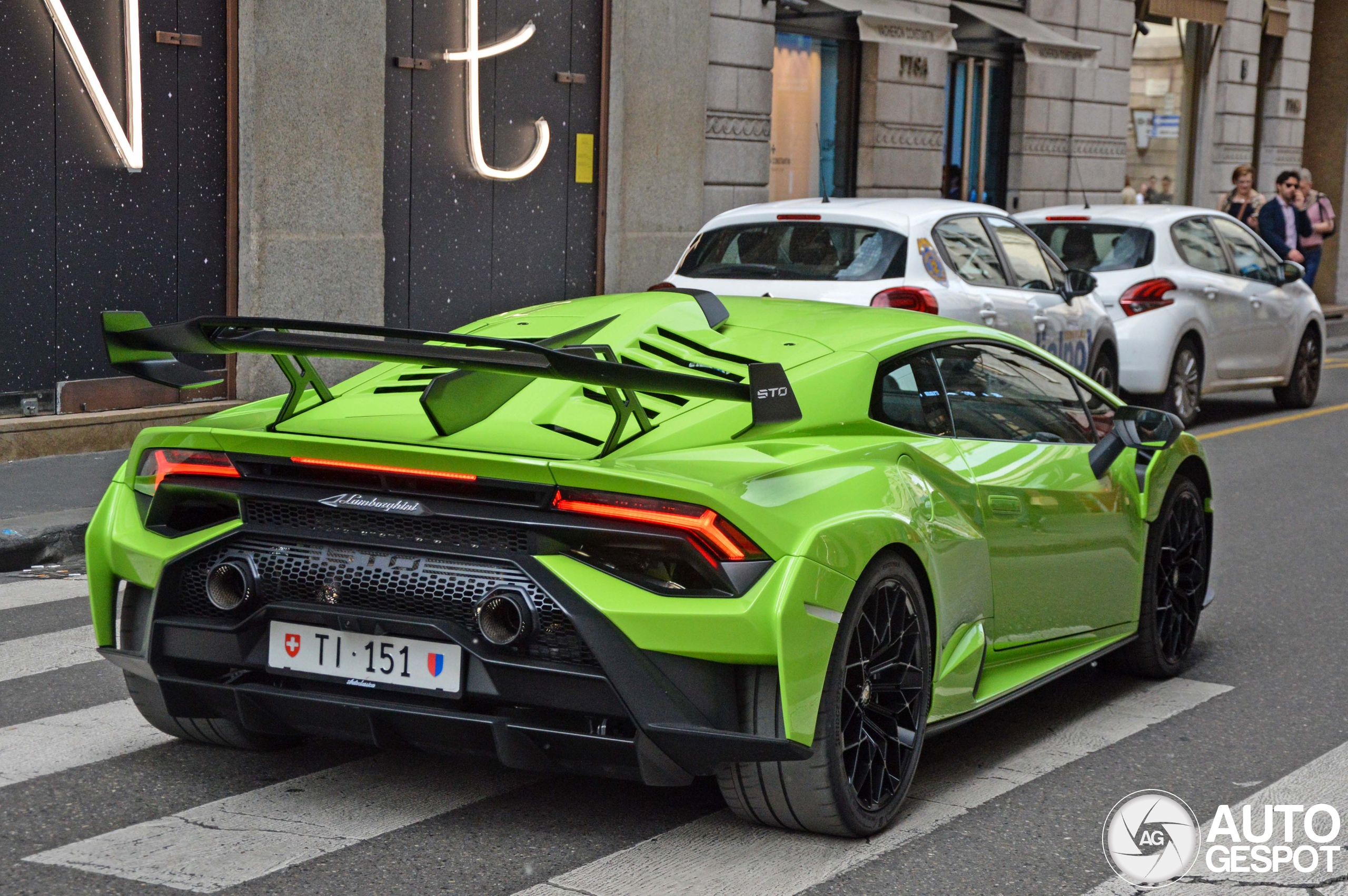 Huracán LP6402 STO 20 October 2024 Autogespot