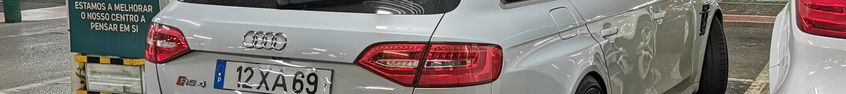 Audi RS4 Avant B8