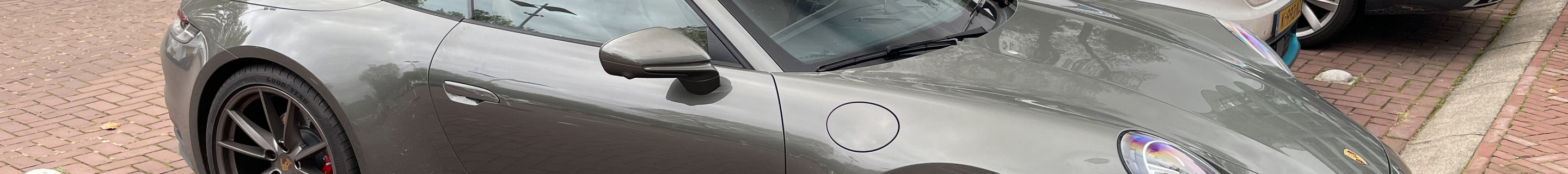 Porsche 992 Carrera 4S Cabriolet MkI