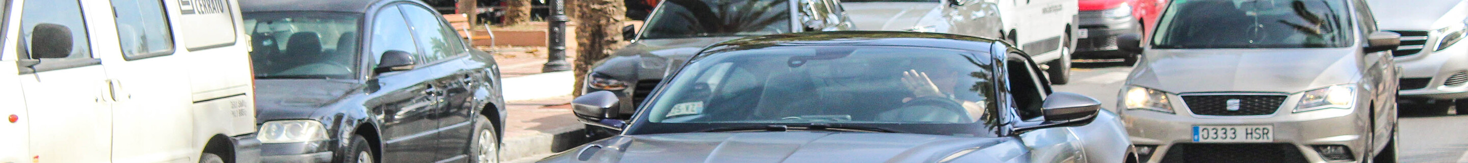 Aston Martin DB11 V8