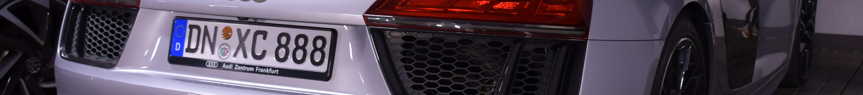 Audi R8 V10 Plus 2015