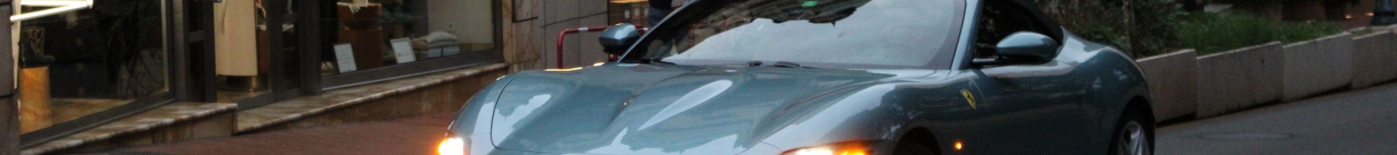 Ferrari Roma Spider