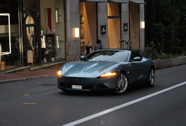 Ferrari Roma Spider