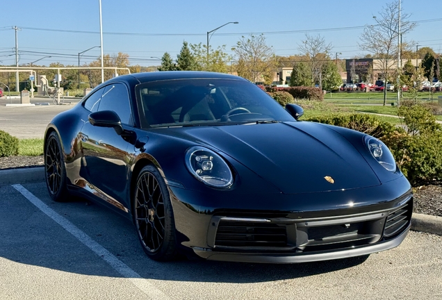 Porsche 992 Carrera 4S MkI