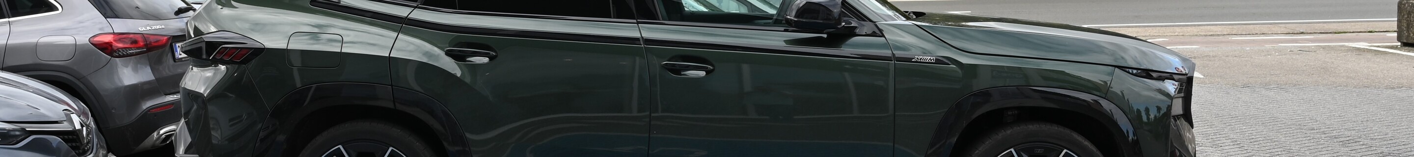 BMW XM G09