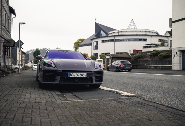 Porsche 972 Panamera 4S E-Hybrid