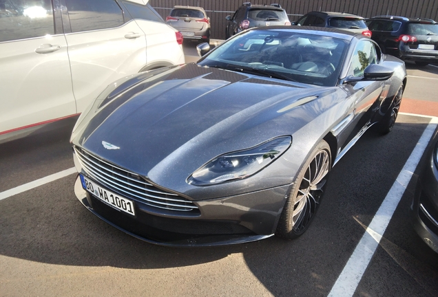 Aston Martin DB11 V8