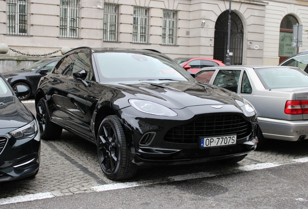 Aston Martin DBX