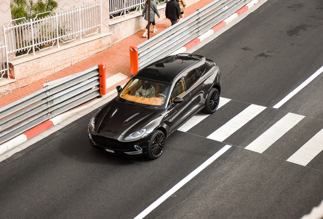 Aston Martin DBX