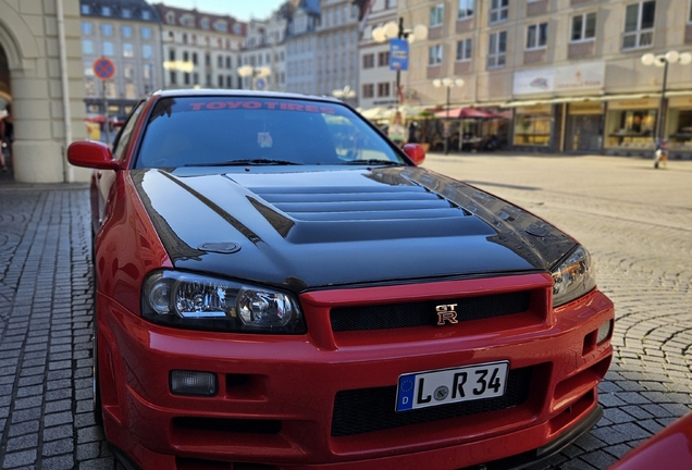 Nissan Skyline R34 GT-R V-Spec