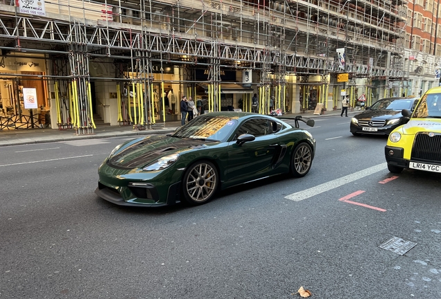 Porsche 718 Cayman GT4 RS Weissach Package