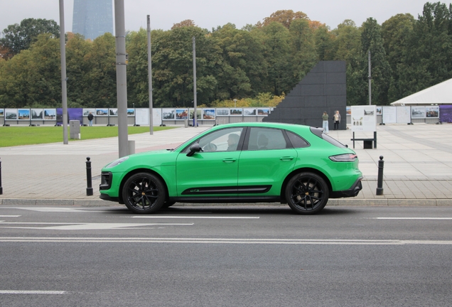 Porsche 95B Macan GTS MkIII