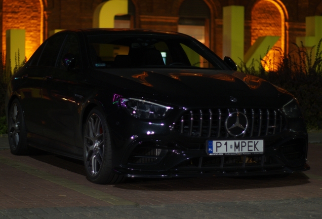 Mercedes-AMG E 63 S W213 2021