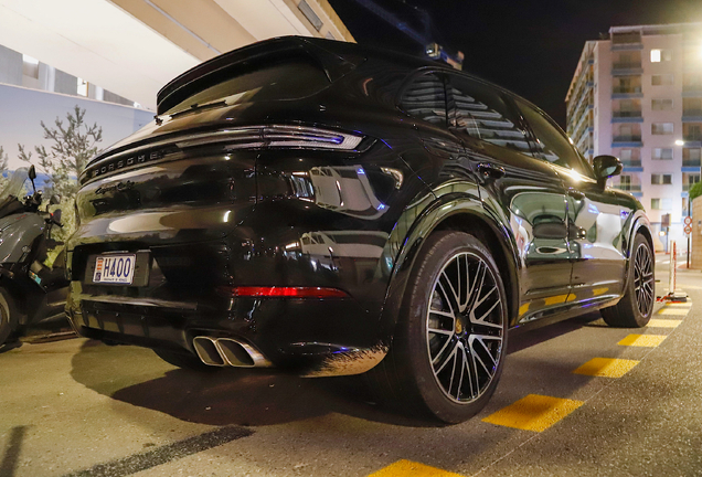 Porsche 9YA Cayenne Turbo E-Hybrid