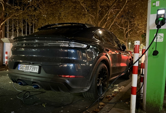 Porsche Cayenne Coupé Turbo E-Hybrid