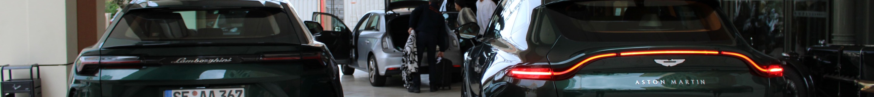 Aston Martin DBX