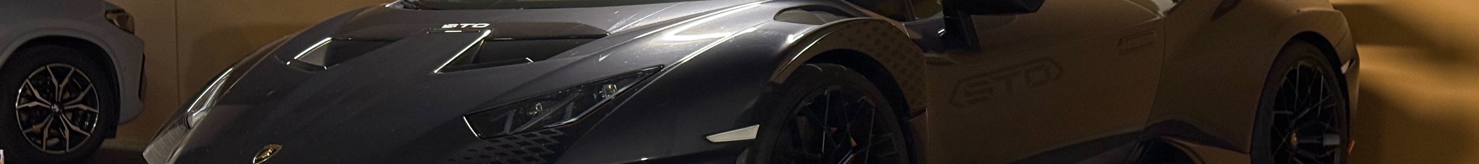 Lamborghini Huracán LP640-2 STO