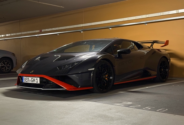 Lamborghini Huracán LP640-2 STO