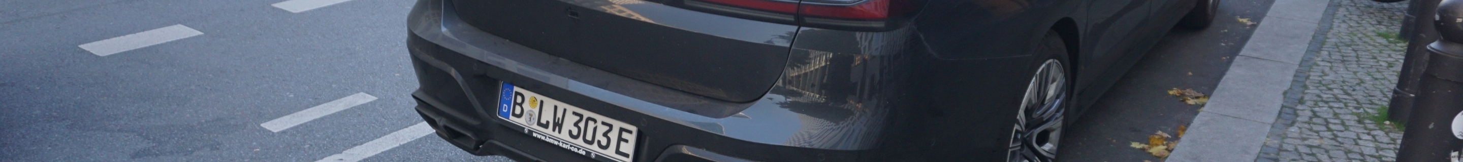 BMW M760e xDrive