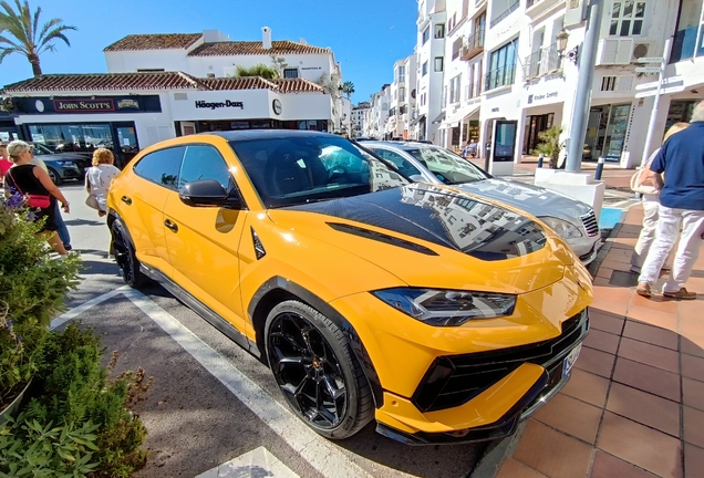 Lamborghini Urus Performante