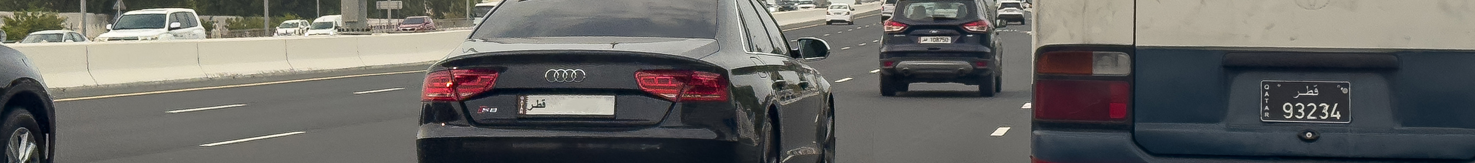 Audi S8 D4