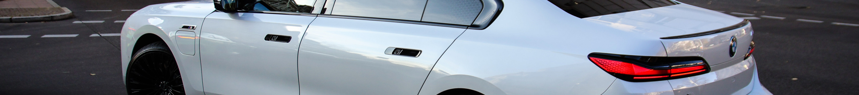 BMW M760e xDrive