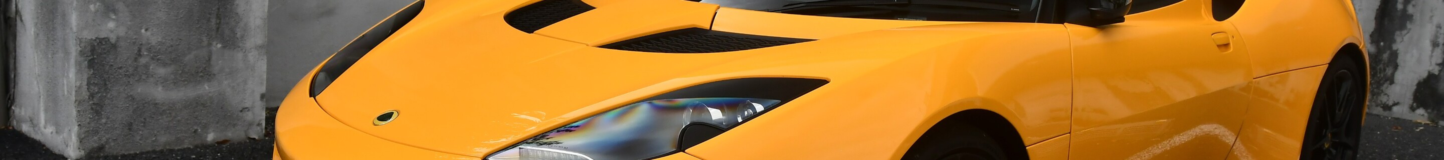 Lotus Evora 400