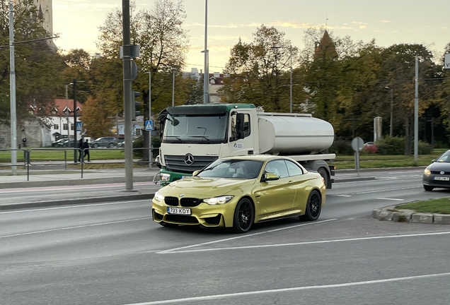 BMW M4 F83 Convertible