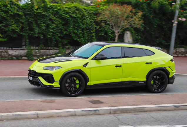 Lamborghini Urus Performante