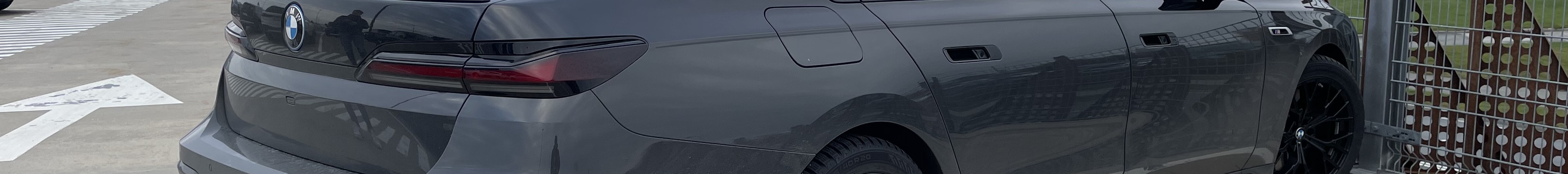 BMW M760e xDrive