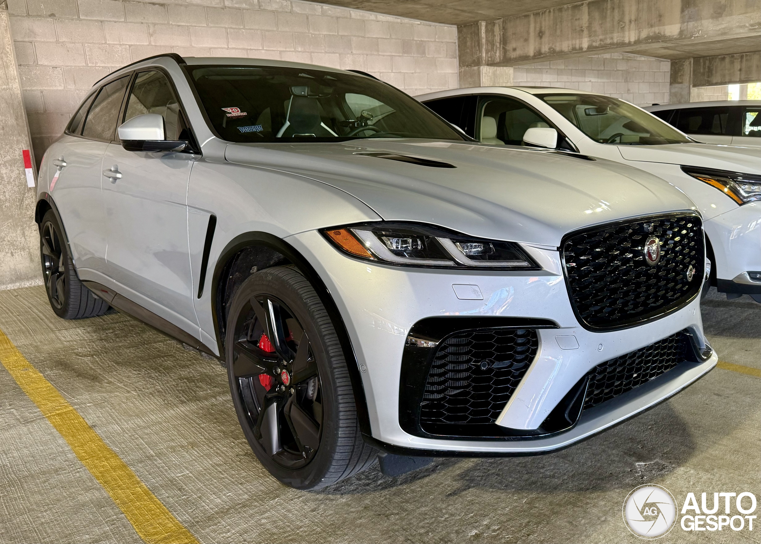Jaguar F-PACE SVR 2021